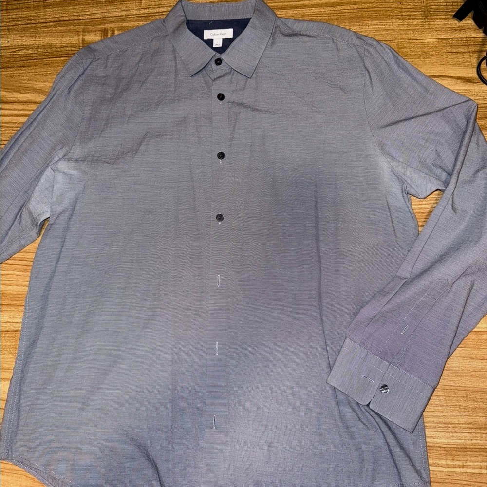 Calvin Klein Men’s Button Down Shirt Large Gray Micro Stripe Contrast Cuff L